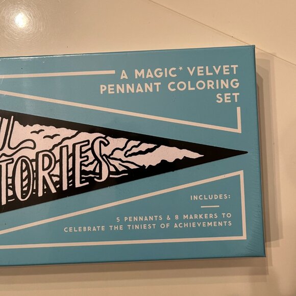 Snarky Velvet Pennant Coloring Kit with 5 Hangable Pennants and 8 Markers (new)x - Picture 10 of 12